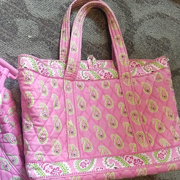2 Vera Bradley Bags - Picture 2 of 4